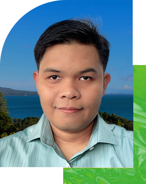 Headshot of Ingvar Estorco, web developer specializing in WordPress, Wix, and Shopify.